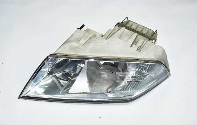 Skoda Octavia Çıkma Yedek Sol Ön Far